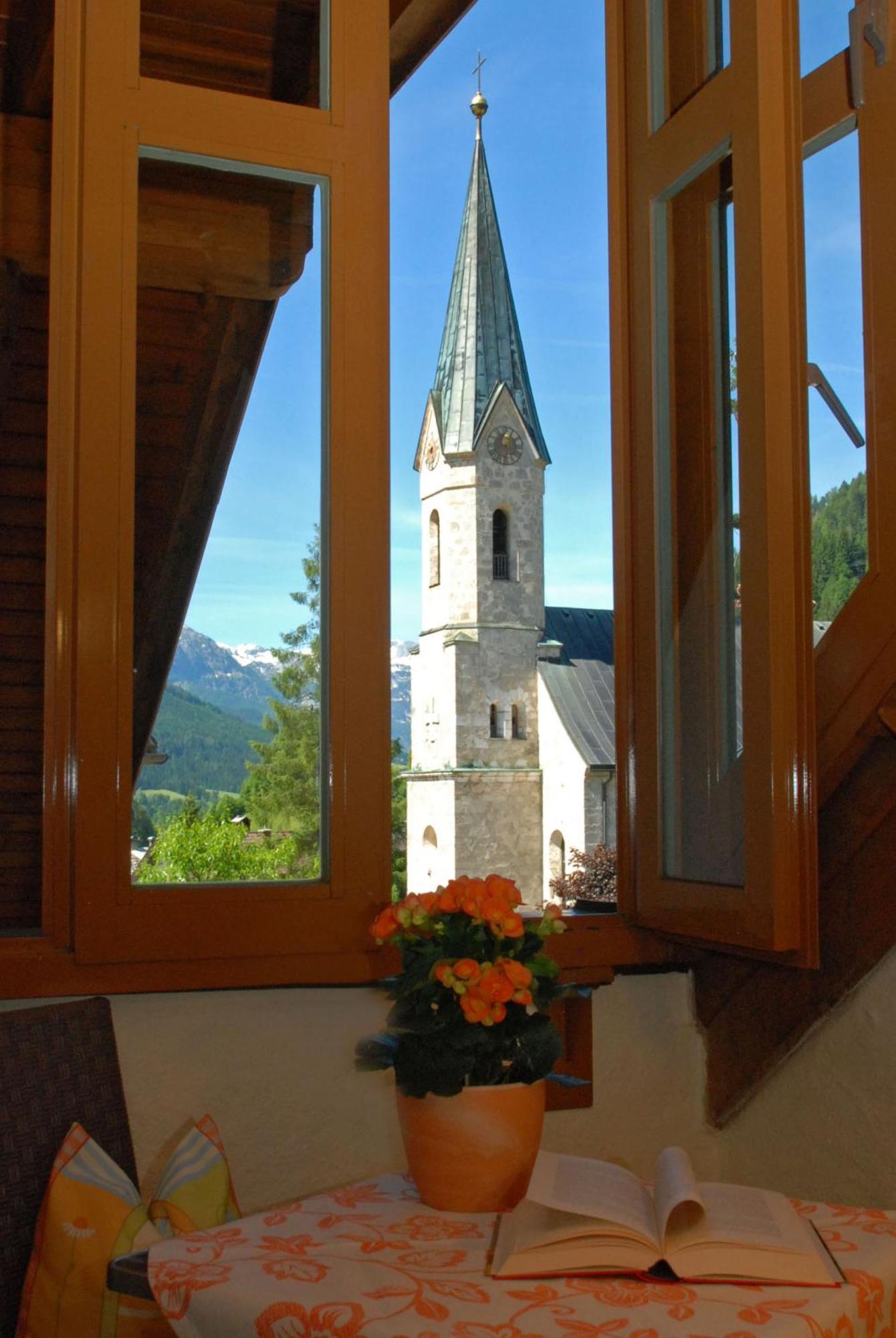 Dachstein West Hotel Gmbh-Kirchenwirt Russbach Russbach am Pass Gschütt Dış mekan fotoğraf